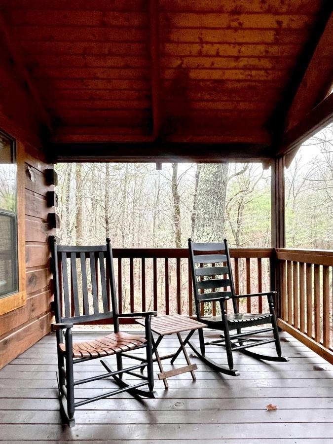 Crazy Bear - Motorcycle Friendly Home With Hot Tub And Grill Tellico Plains Exterior foto